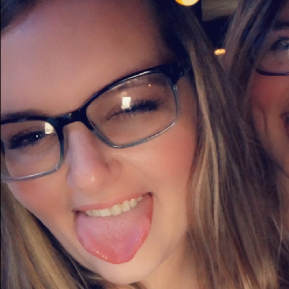 Meet your Posher, Brittany